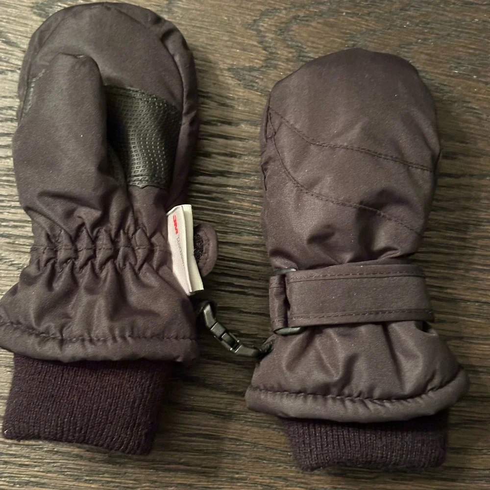 3M Thinsulate Black Kids Mittens